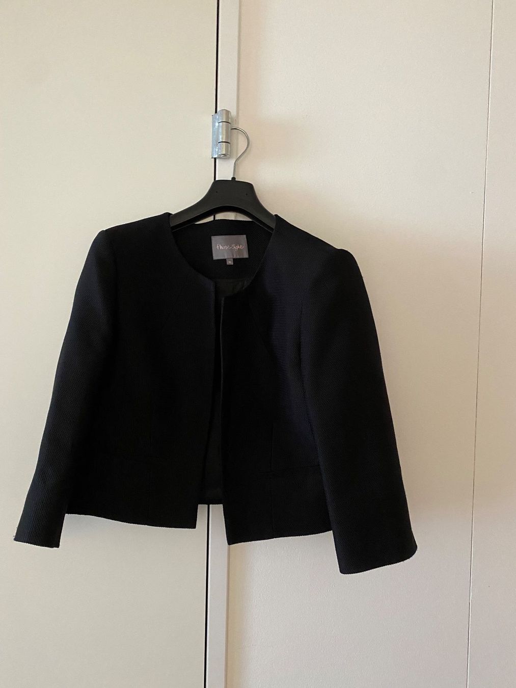 Phase Eight Giacche: Phase Eight Damen Blazer Schwarz neuwertig – Nuovo (secondo la descrizione) da Luzern venduto da Sommer_26 4